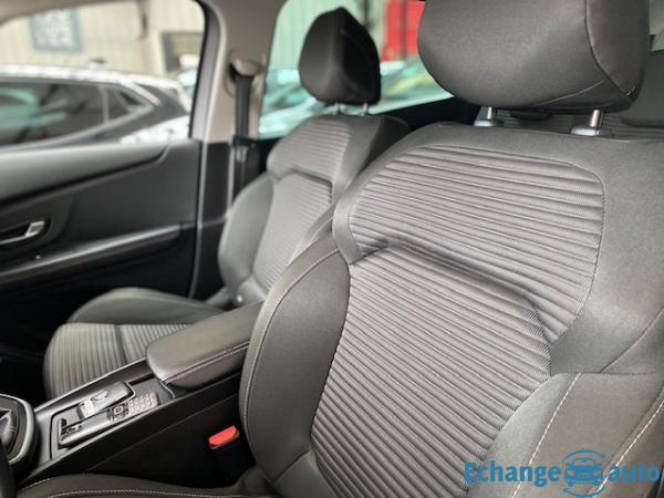 RENAULT GRAND SCENIC IV BUSINESS Grand Scenic TCe 140 FAP - 21 Business