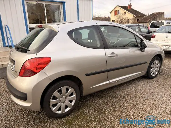 PEUGEOT 207 1.6 HDI 90 Urban