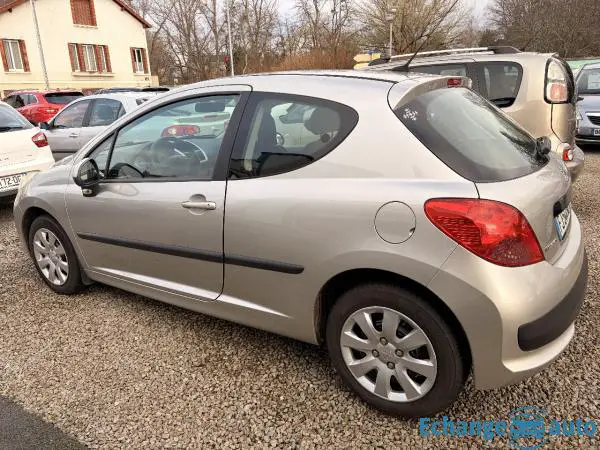 PEUGEOT 207 1.6 HDI 90 Urban