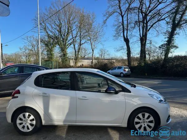 PEUGEOT 208 208 1.2 PureTech 68ch BVM5 Like