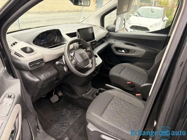 PEUGEOT RIFTER HDI 130 EAT8 Active 7 Places