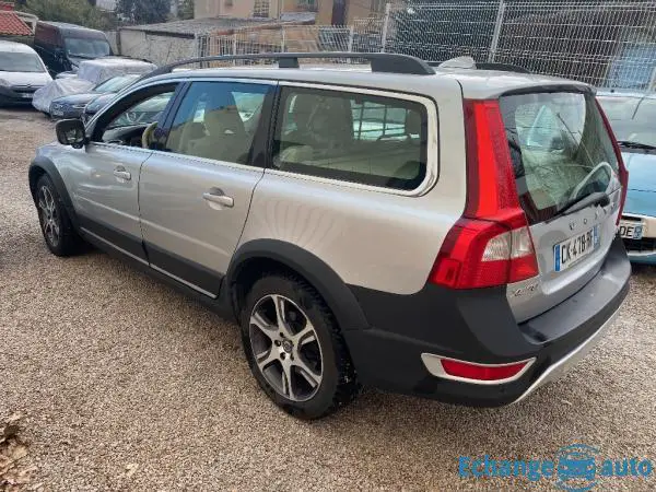 VOLVO XC70 D5 AWD 215 Xénium Geartronic A