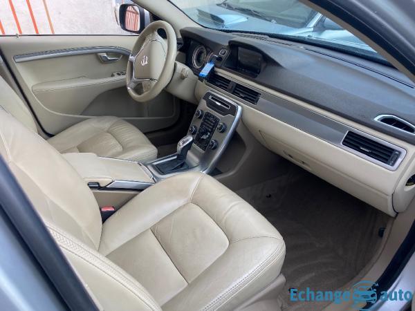 VOLVO XC70 D5 AWD 215 Xénium Geartronic A