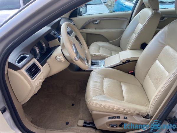 VOLVO XC70 D5 AWD 215 Xénium Geartronic A