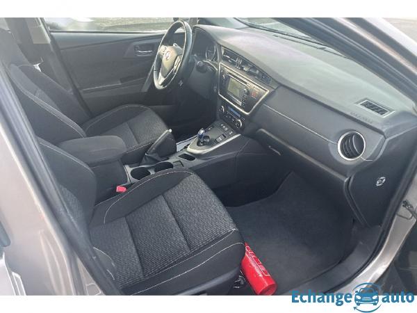 TOYOTA AURIS Hybride 136h ACTIVE