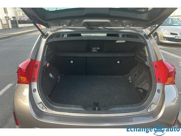 TOYOTA AURIS Hybride 136h ACTIVE