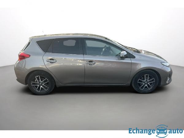 TOYOTA AURIS Hybride 136h ACTIVE