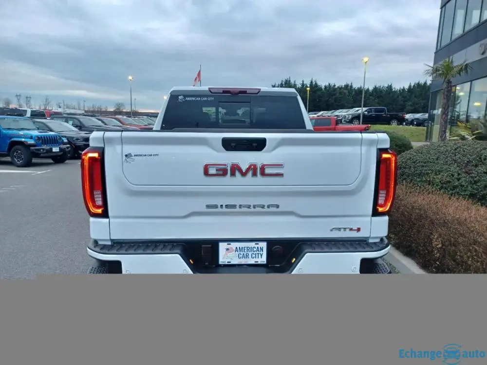 GMC Sierra