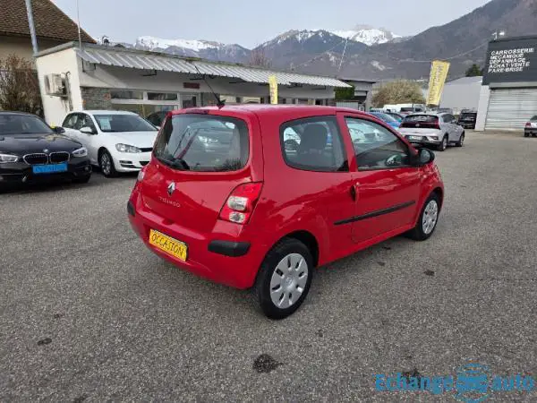 RENAULT TWINGO II 1.2 75cv eco2 Authentique