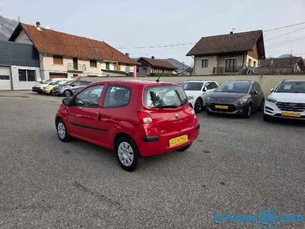 RENAULT TWINGO II 1.2 75cv eco2 Authentique