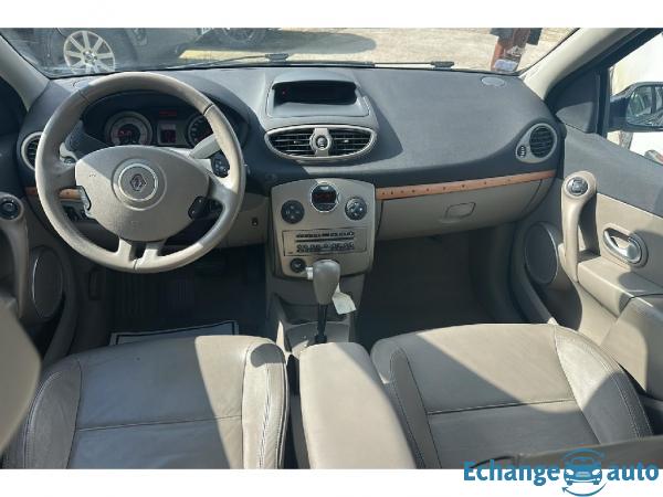 RENAULT CLIO  Clio 2.0  Initiale BVA