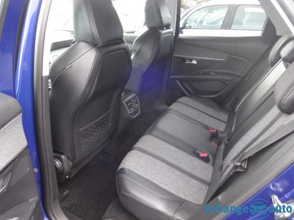 PEUGEOT 3008 1.6 HDI 120 Allure