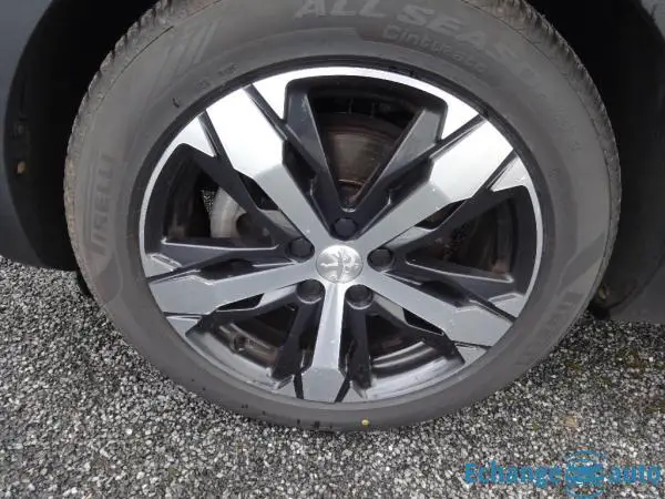 PEUGEOT 3008 1.6 HDI 120 Allure