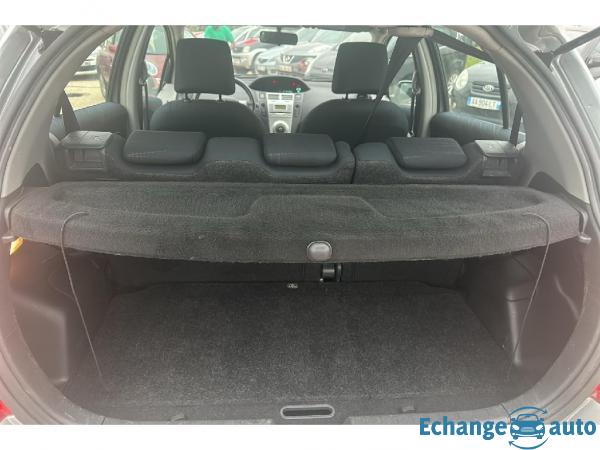 TOYOTA YARIS II Yaris 1.3 - 87 VVT-i BVA