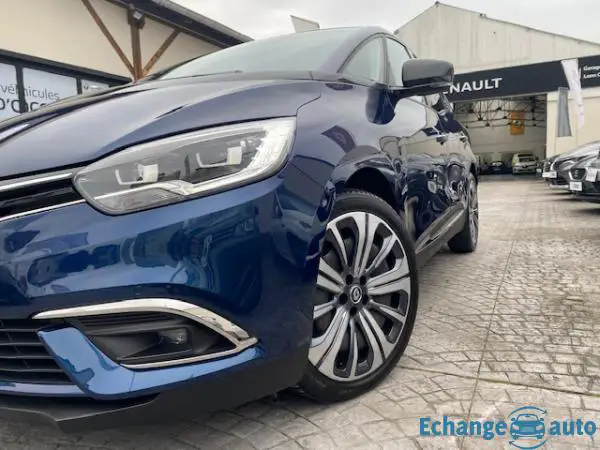 RENAULT GRAND SCENIC IV BUSINESS Grand Scenic TCe 140 FAP EDC - 21 Business