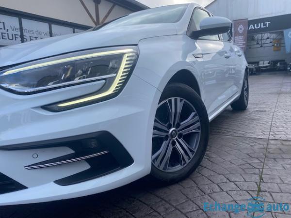 RENAULT MEGANE IV BERLINE Megane IV Berline TCe 140 Evolution