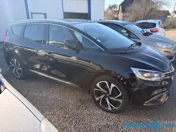 RENAULT GRAND SCENIC IV 1.6 DCI 160 EDC Intens 7 Places
