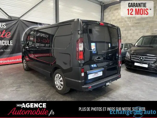 Renault TRAFIC 2.0 DCI 145 CV 6 PLACES