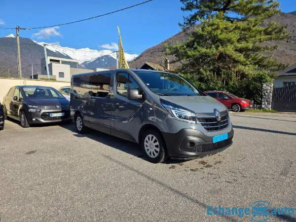 RENAULT TRAFIC 6places DCI 120cv GRAND CONFORT