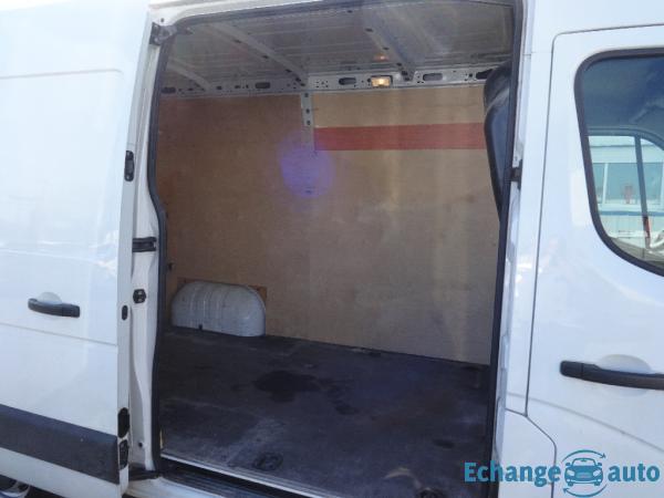 RENAULT MASTER FOURGON L2H2 2.3 DCI 145