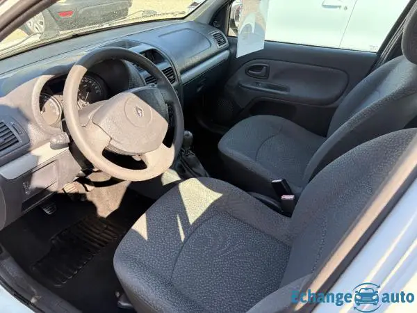 RENAULT CLIO II CAMPUS 1.2i 75ch Campus  Authentique