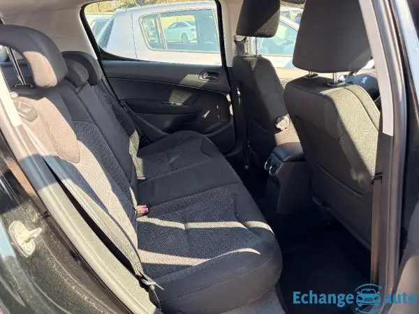 PEUGEOT 308 1.6 HDI 115 Allure