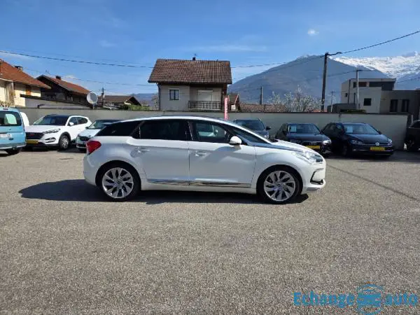 CITROEN DS5 4X4 2.0 HDI 200cv BVA Pure Pearl Hybrid4
