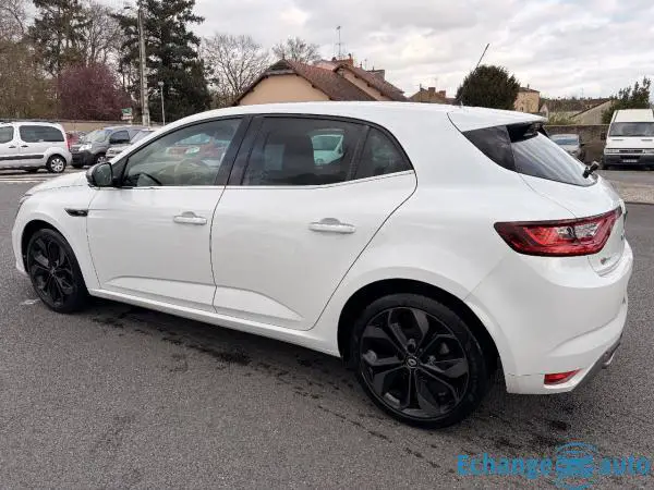 RENAULT MEGANE IV  1.3 TCE 140 GT-Line