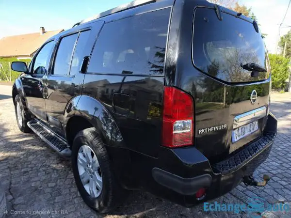 NISSAN PATHFINDER 2.5 dCi 174 ch Elégance 7 places