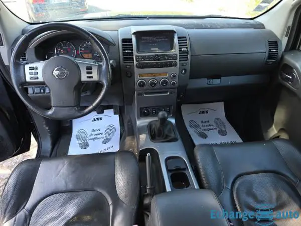 NISSAN PATHFINDER 2.5 dCi 174 ch Elégance 7 places