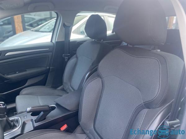 RENAULT MEGANE IV BERLINE Megane IV Berline TCe 140 Evolution