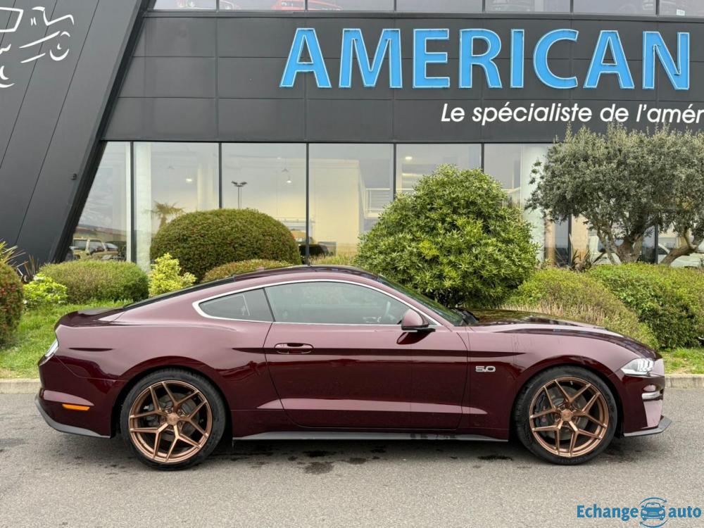 FORD MUSTANG