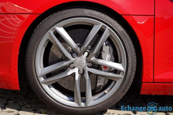 AUDI R8 R8 V8 4.2 FSI 430 Quattro