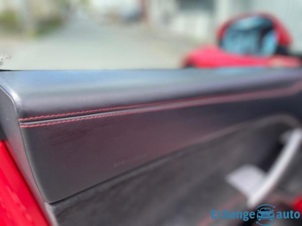 FERRARI F12 BERLINETTA F12 Berlinetta V12 6.0 740ch 