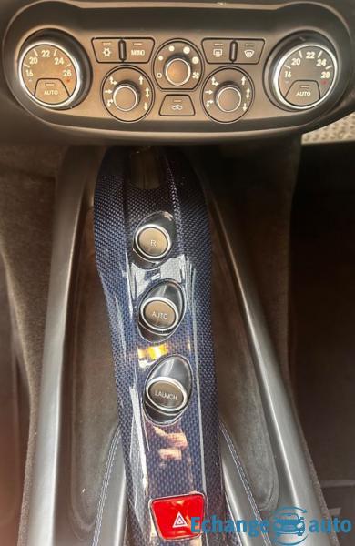 FERRARI F12 BERLINETTA F12 Berlinetta V12 6.0 740ch 