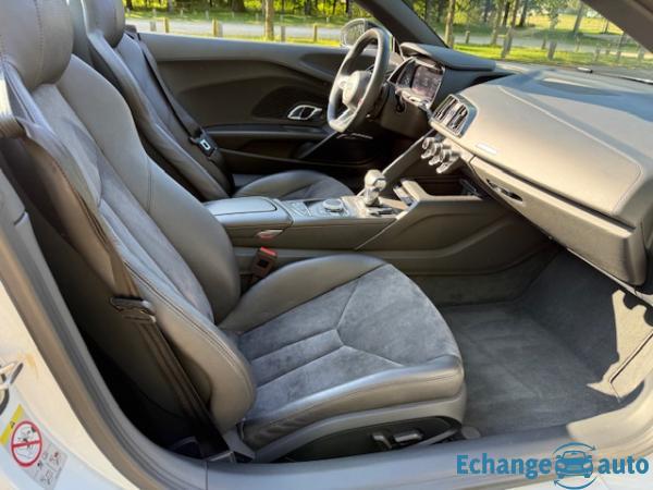 AUDI R8 SPYDER R8 Spyder V10 5.2 FSI 540 S tronic 7 RWD 