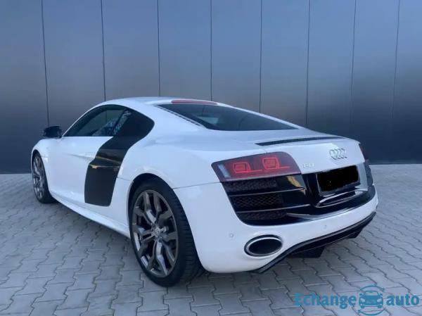 AUDI R8 R8 V10 5.2 FSI 525 Quattro R-Tronic