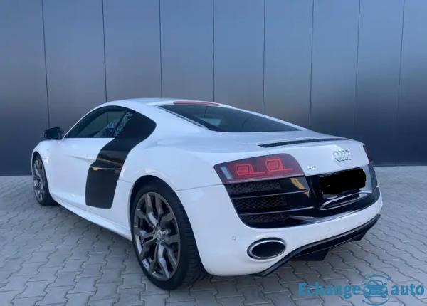 AUDI R8 R8 V10 5.2 FSI 525 Quattro R-Tronic