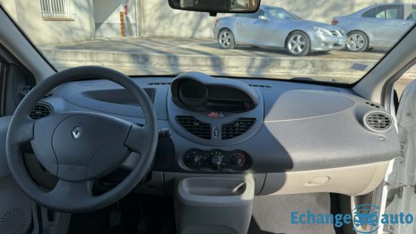 RENAULT TWINGO II 1.5 dCi 65 eco2 Authentique