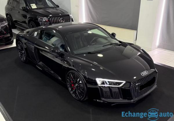 AUDI R8 R8 V10 5.2 FSI 540 S tronic 7 Quattro 