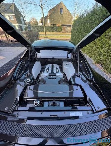 AUDI R8 R8 V8 4.2 FSI 420 Quattro