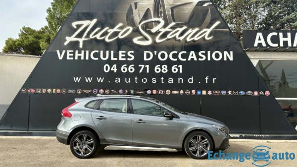 VOLVO V40 CROSS COUNTRY V40 Cross Country 2.0 D3 150 Summum