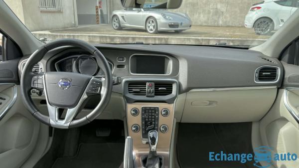 VOLVO V40 CROSS COUNTRY V40 Cross Country 2.0 D3 150 Summum