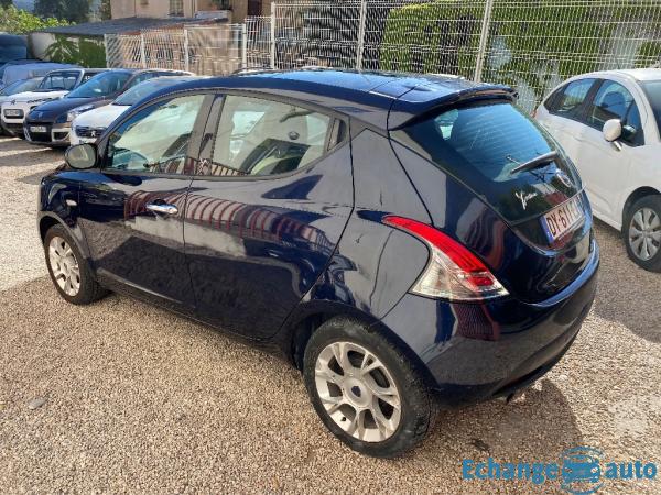 LANCIA YPSILON 1.2 8v 69 ch StopetStart Platinium