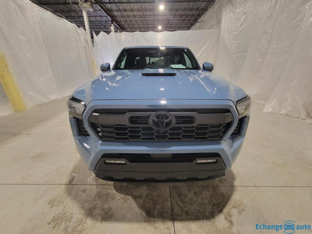 TOYOTA TACOMA