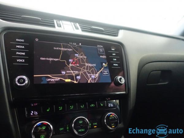 SKODA OCTAVIA COMBI Octavia Combi 2.0 TSI 230 ch DSG6 RS