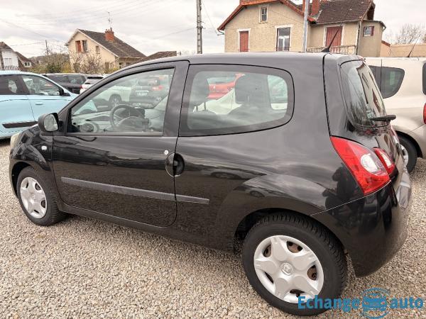 RENAULT TWINGO II 1.2i 75ch Life