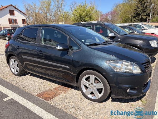 TOYOTA AURIS 126 D-4D Sportline