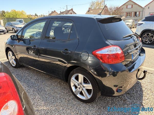 TOYOTA AURIS 126 D-4D Sportline