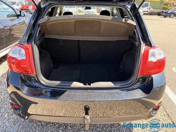 TOYOTA AURIS 126 D-4D Sportline